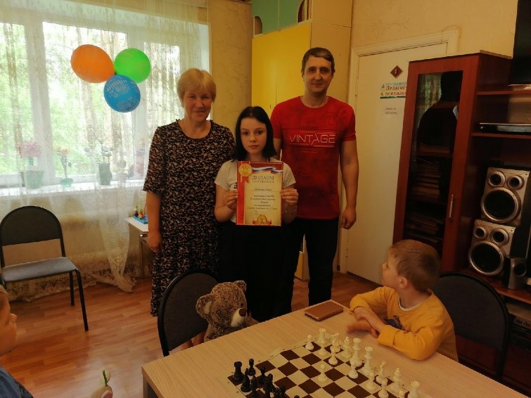 На городском шахматном турнире, который состоялся 28 мая 2022 года в г. Кимры, участие приняли воспитанники нашего Центра
